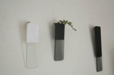 画像2: サブロウ　掛花入れ大　A　黒・白